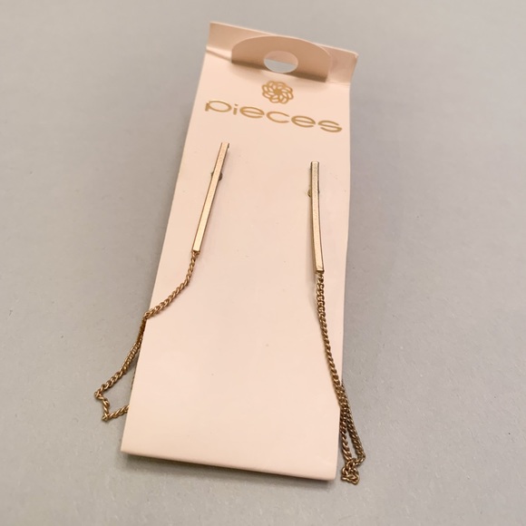Pieces Womens Gold Bar and Chain Loop One Size Earrings - Picture 2 of 2
